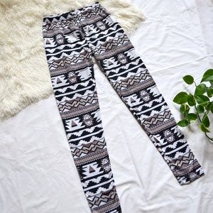 Brown/Black/White Patterned leggings
